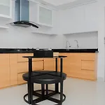 Pleasant And Modern 2Br Grand Kamala Lagoon Apartment By Travelio
